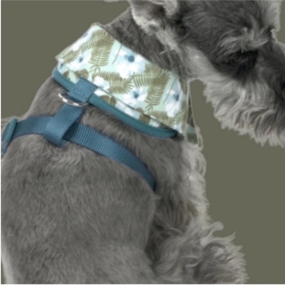 NWT Vibrant Life Dog Harness Hawaiian Shirt Harness Blue Green Small(15 pounds<) - Picture 2 of 6